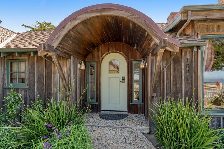 Black Pearl Cottage – Classic Seabright Charm gallery image 3