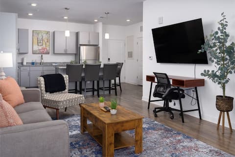 2 King Suites + Pool Near Oak Mountain