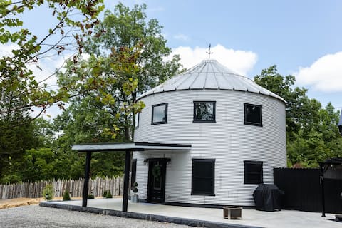 Harvest Haven Grain Bin