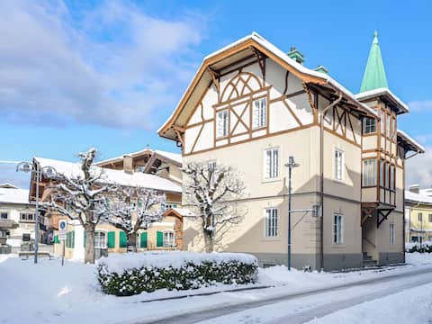 Luxury villa in Kirchberg sauna and jacuzzi