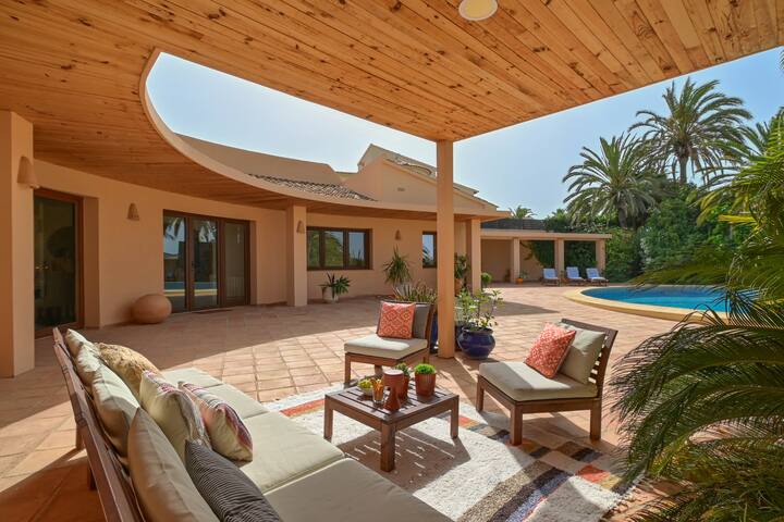 Entire home with 3 bedrooms in moraira - Luxury Villa Kerenza