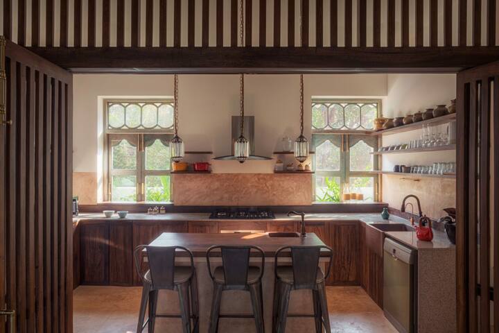 Rooms: Kitchen