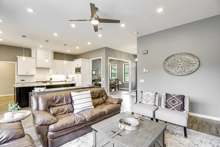 Onamia Vacation Rental ~ 1 Mi to Mille Lacs Lake! gallery image 4