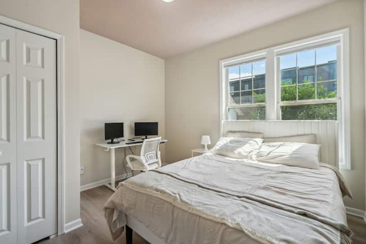 15-web-or-mls-2808-Colfax-Ave-S-15