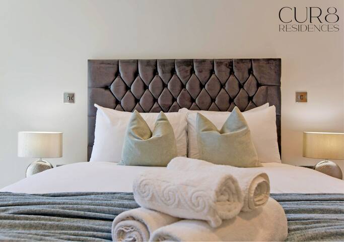 Luxury 2 Bed with Shard View & AC