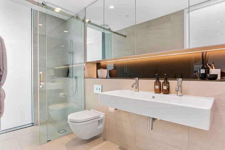 Harbour front Living at Wynyard Marina