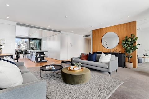 Harbour front Living at Wynyard Marina