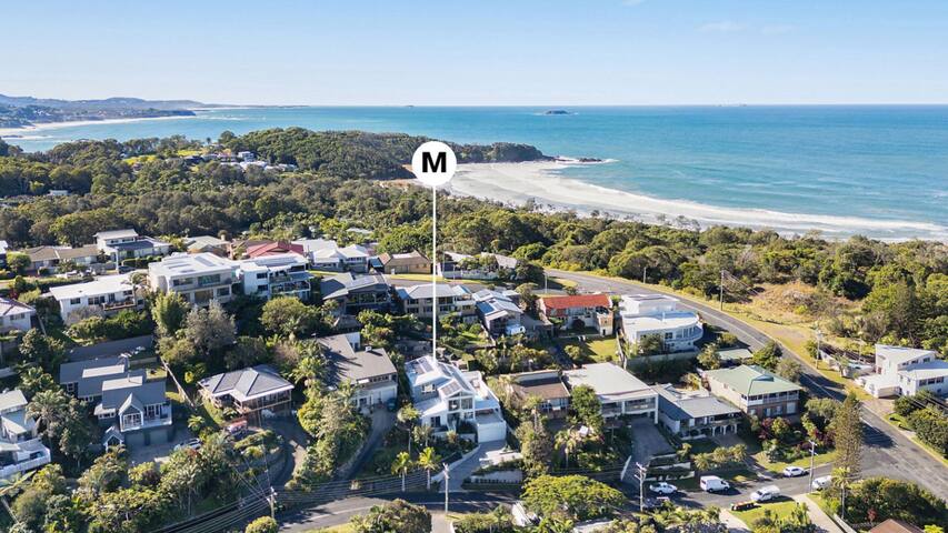 Lookout Lounge – Pet Friendly, Pool, Great Views! gallery image 3