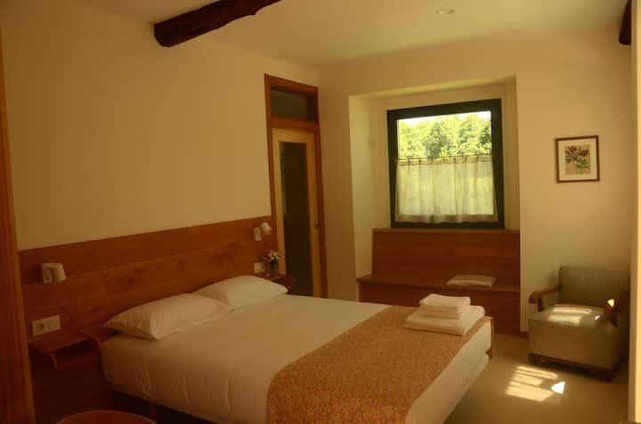 Lúa - Habitación Dobre Con Cama De Matrimonio - Teo