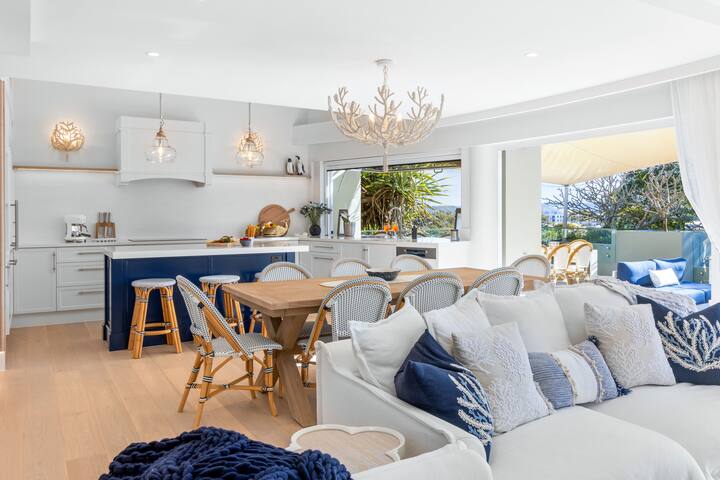 Hastings Park 8: Sea Holly on Hastings gallery image 4