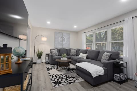 3 KingBeds-Great for Families|Walkable to Shops