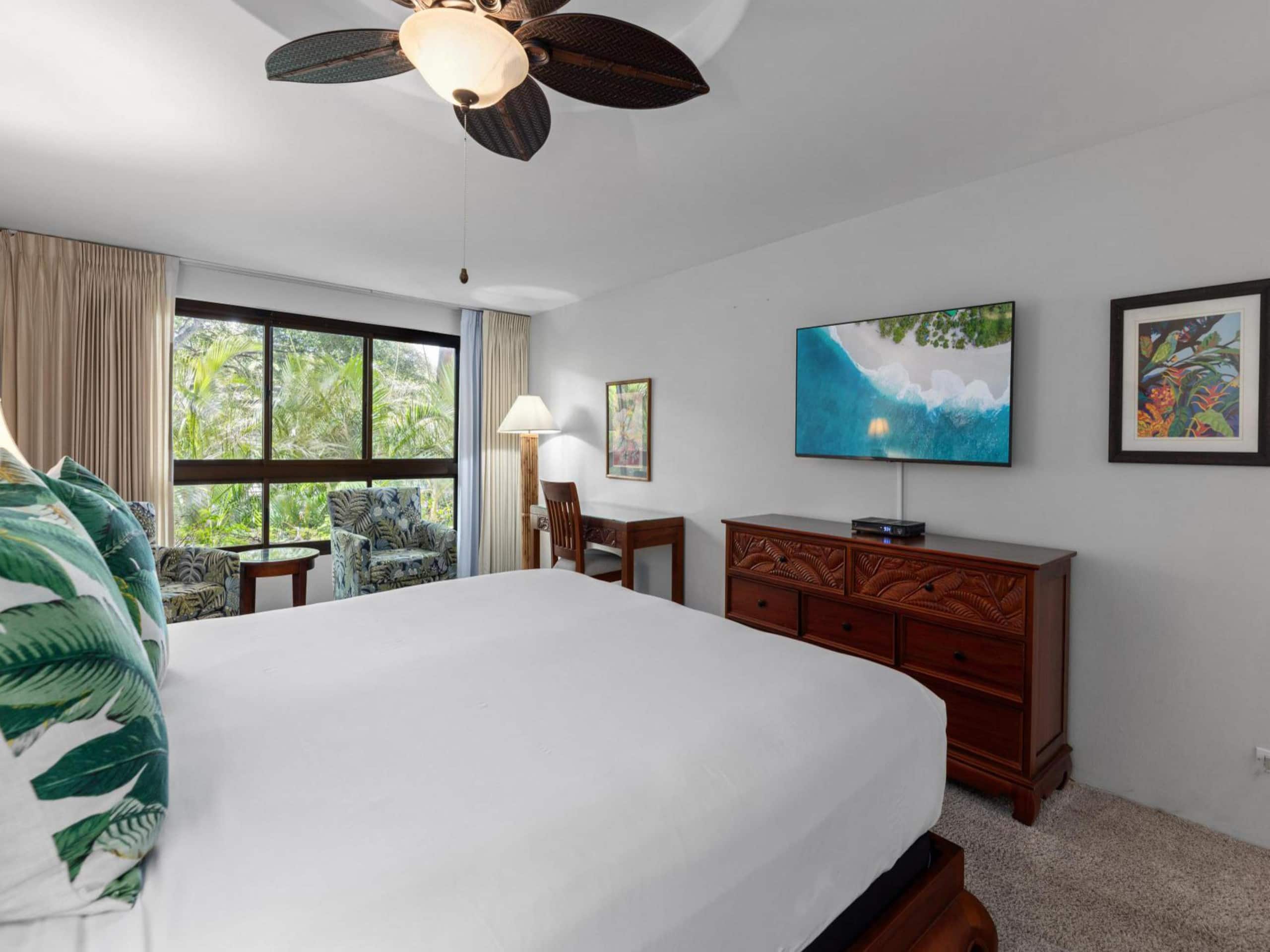 Hotel in Lahaina · ★5.0 · 2 bedrooms · 4 beds · 2 private baths - Image 13
