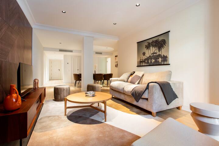 Bernabeu Exclusive I apartment in Madrid gallery image 2