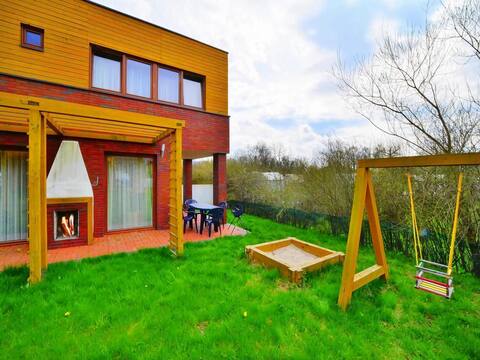 Holiday house near the sea, Sarbinowo