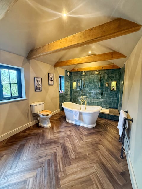Luxury Steep Hill Town House | Cathedral Quarter