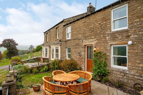 3 Bed in Low Row (oc-h28356)