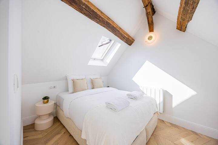 3 bedrooms Sacrée cœur Place du Tertre Montmartre