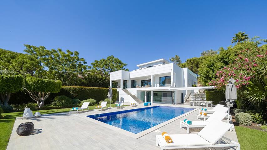 Villa Sole in Quinta do Lago by LovelyStay