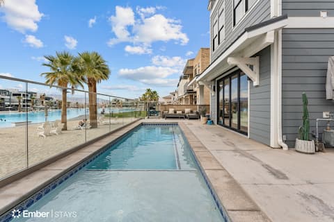 Deja Blue at Desert Color (by Ember Stays)