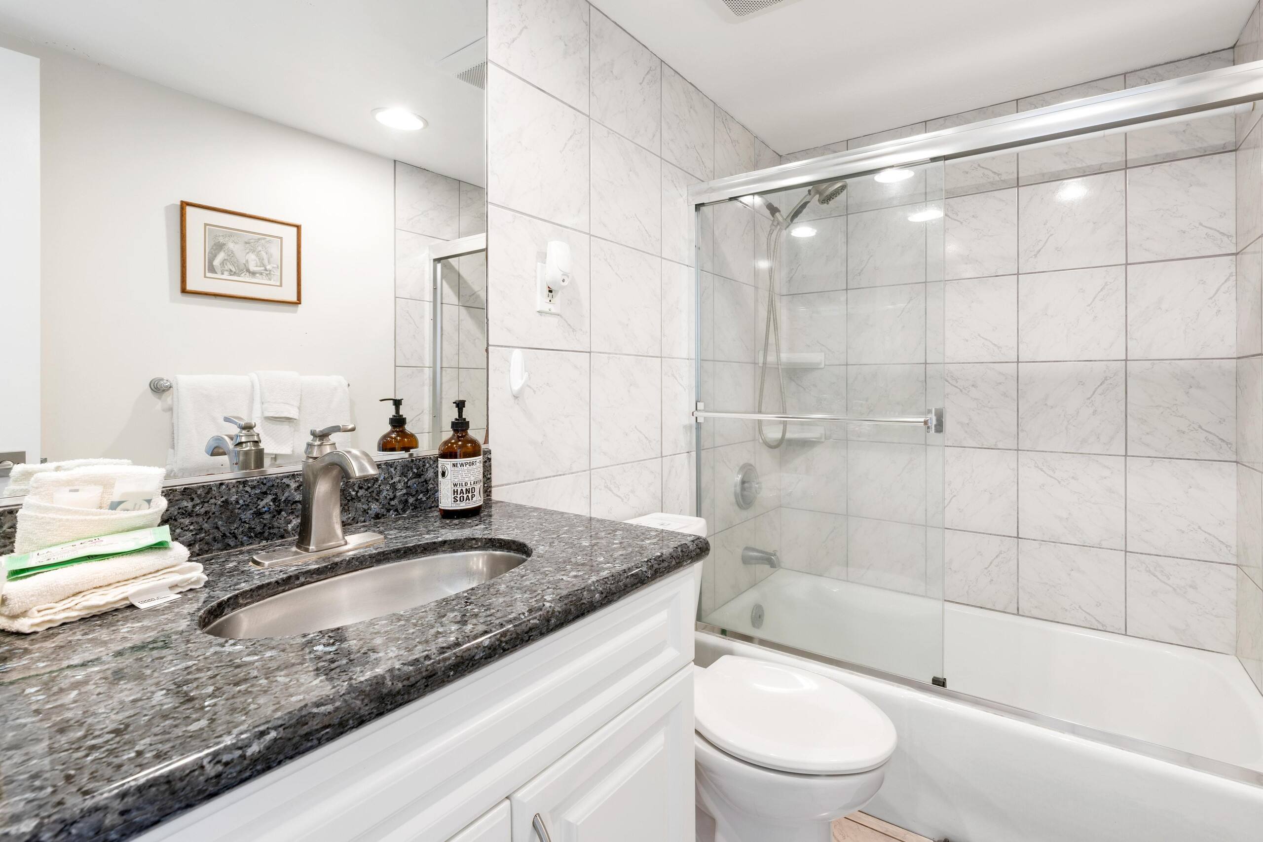 Condo in Kailua-Kona · ★4.73 · 2 bedrooms · 2 beds · 2 baths - Image 26