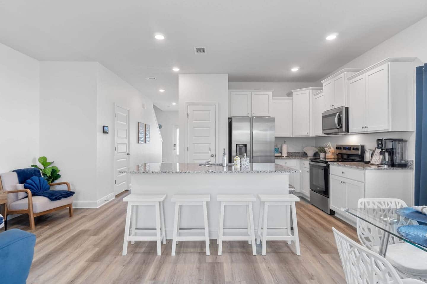 Kitchen island with plenty of room to prepare meals or eat
