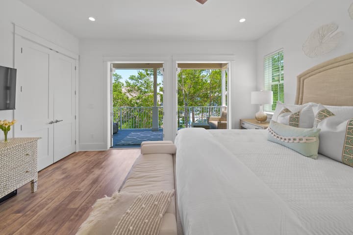 Kalos Dwellings managed Airbnb listing 3