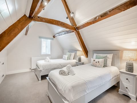 Greenhill Farmhouse
