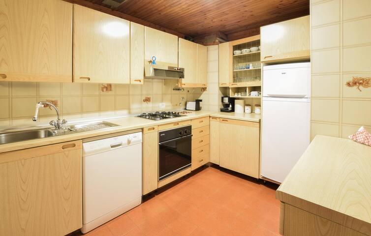 Beautiful apartment in Bordogna gallery image 5