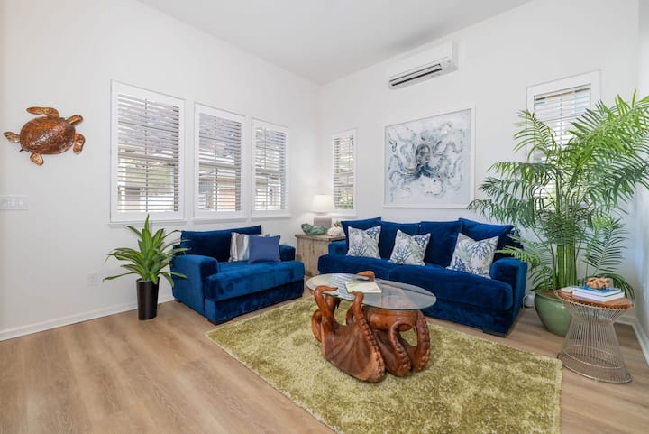 He'e Hideout ~ Airbnb’s Top 1% Most Desired Home - Haleiwa, HI