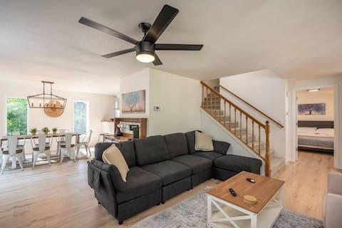 Updated Large River Front Home with Hot Tub