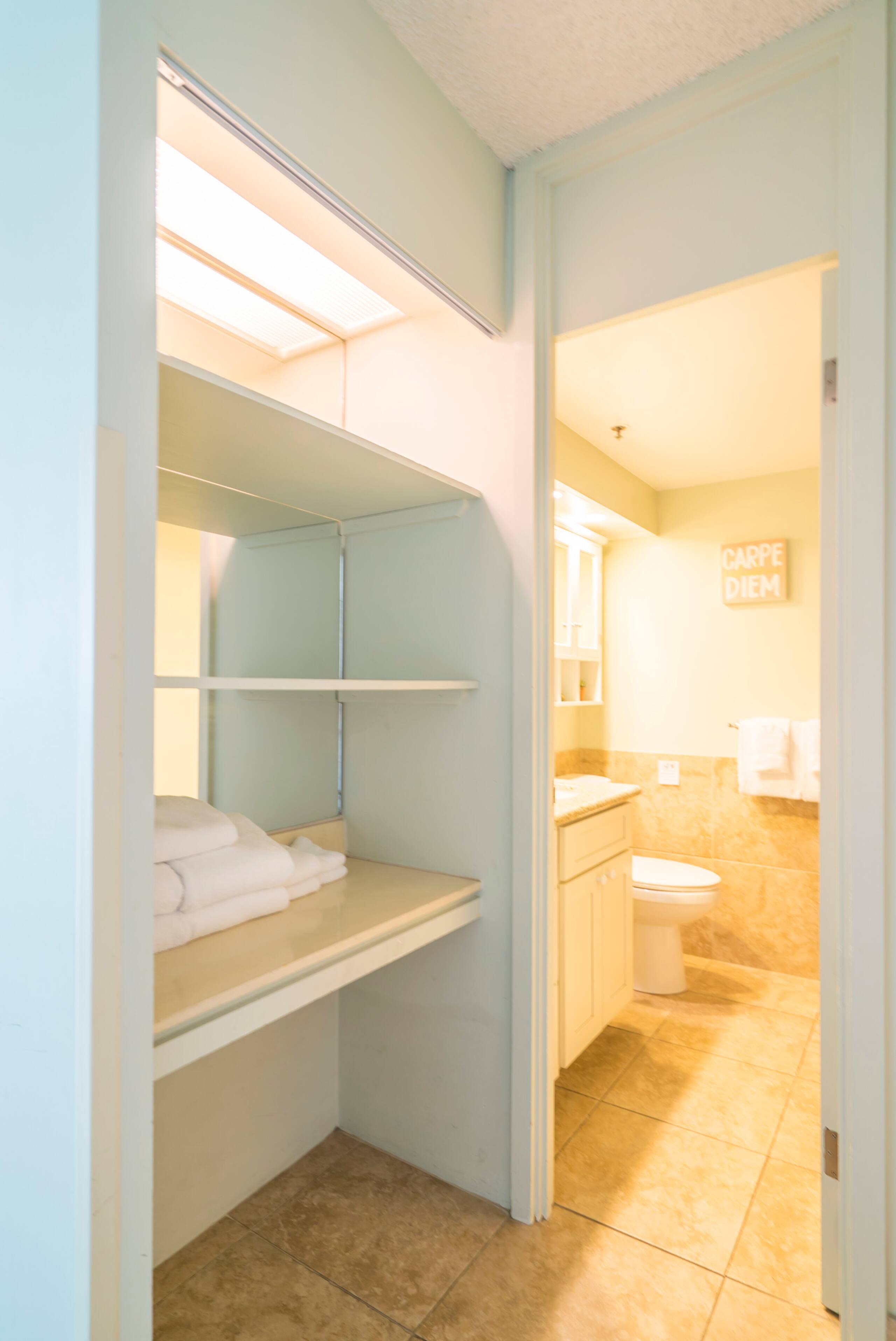 Condo in Honolulu · ★4.4 · 1 bedroom · 2 beds · 1 private bath - Image 22