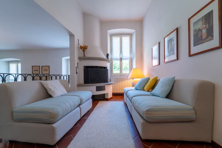 Loppia Secret Mansarda By Wonderful Italy - Varenna
