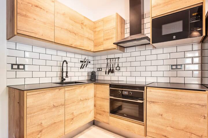 Sweett | Midtown Dali gallery image 5