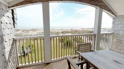 Direct Oceanfront-3 Decks/PoolTable-Amazing View