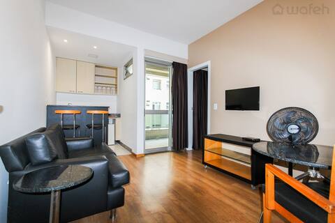 Flat San Diego Lourdes w/ Balcony Room and Kitchen