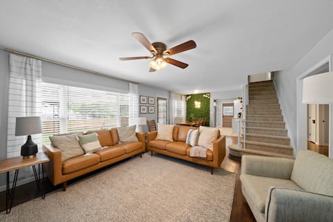 4BR\2BA Family Home|Mins to DT|Pets|PrivateParking