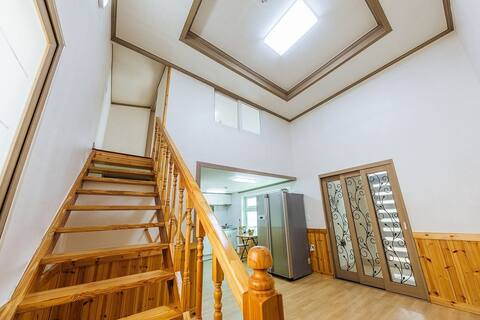 Comfortable accommodation with a view of the blue East Sea