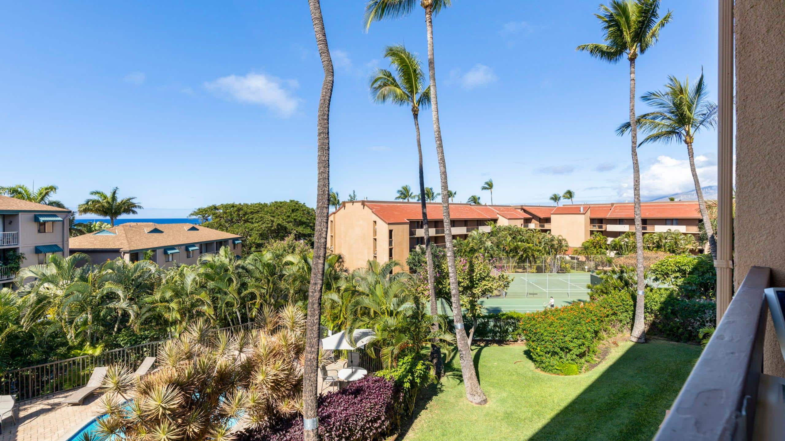 Condo in Kihei · ★4.84 · 1 bedroom · 2 beds · 1 bath - Image 44