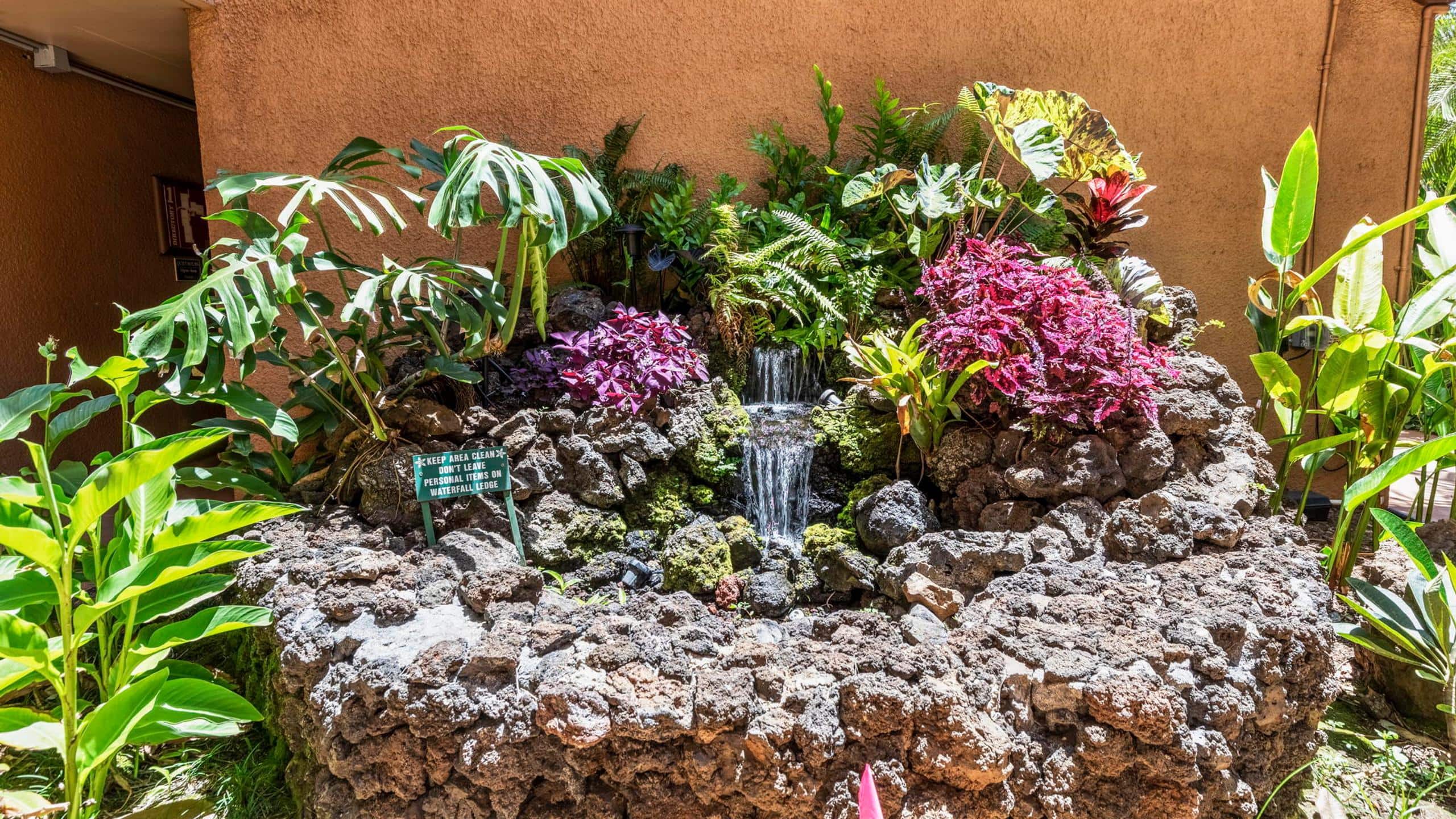 Condo in Kihei · ★4.84 · 1 bedroom · 2 beds · 1 bath - Image 42