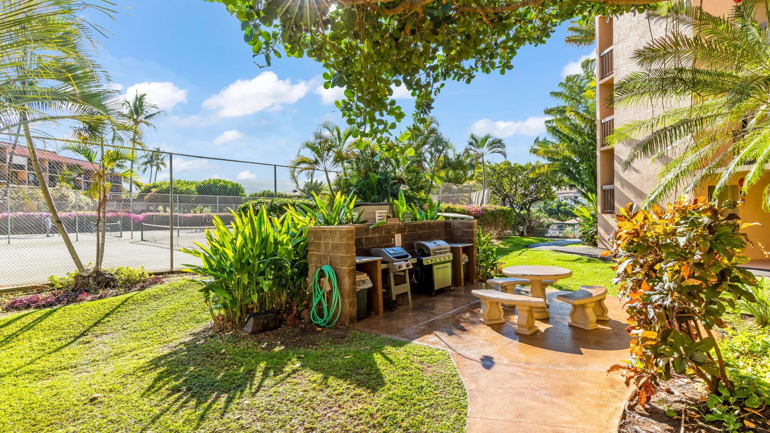 Condo in Kihei · ★4.84 · 1 bedroom · 2 beds · 1 bath - Image 39