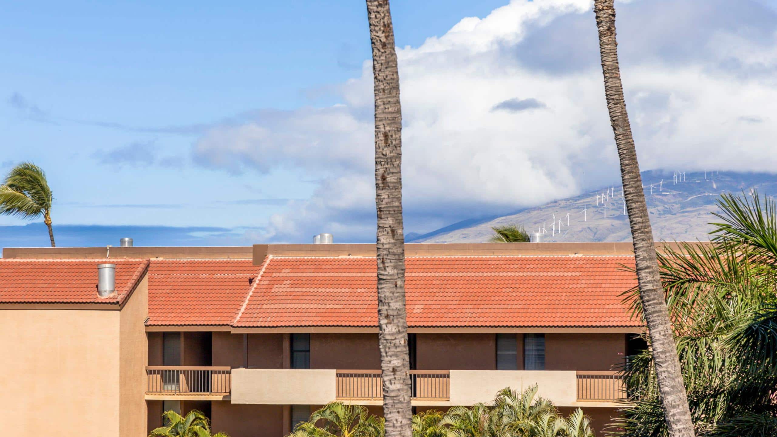 Condo in Kihei · ★4.84 · 1 bedroom · 2 beds · 1 bath - Image 37