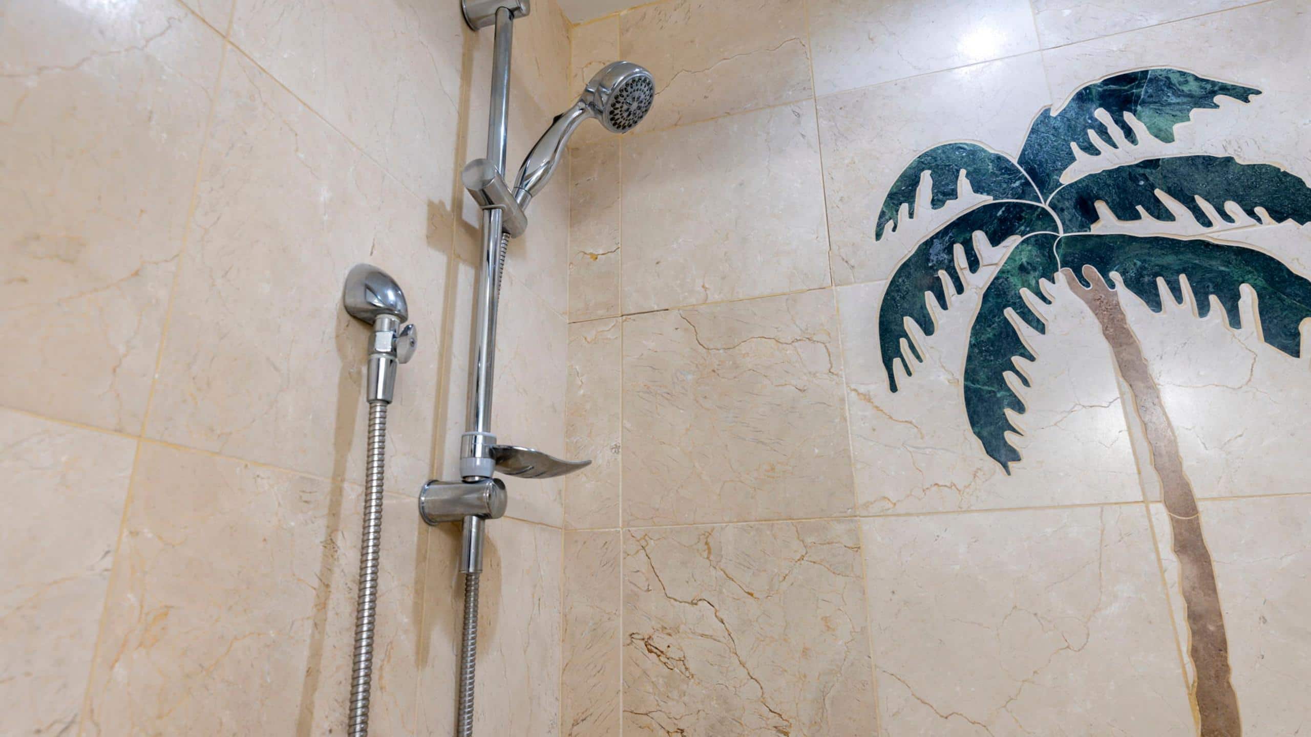 Condo in Kihei · ★4.84 · 1 bedroom · 2 beds · 1 bath - Image 22