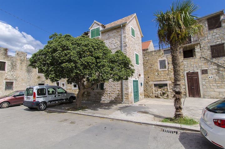 Maison Gulliver (34681-k1) - Salona