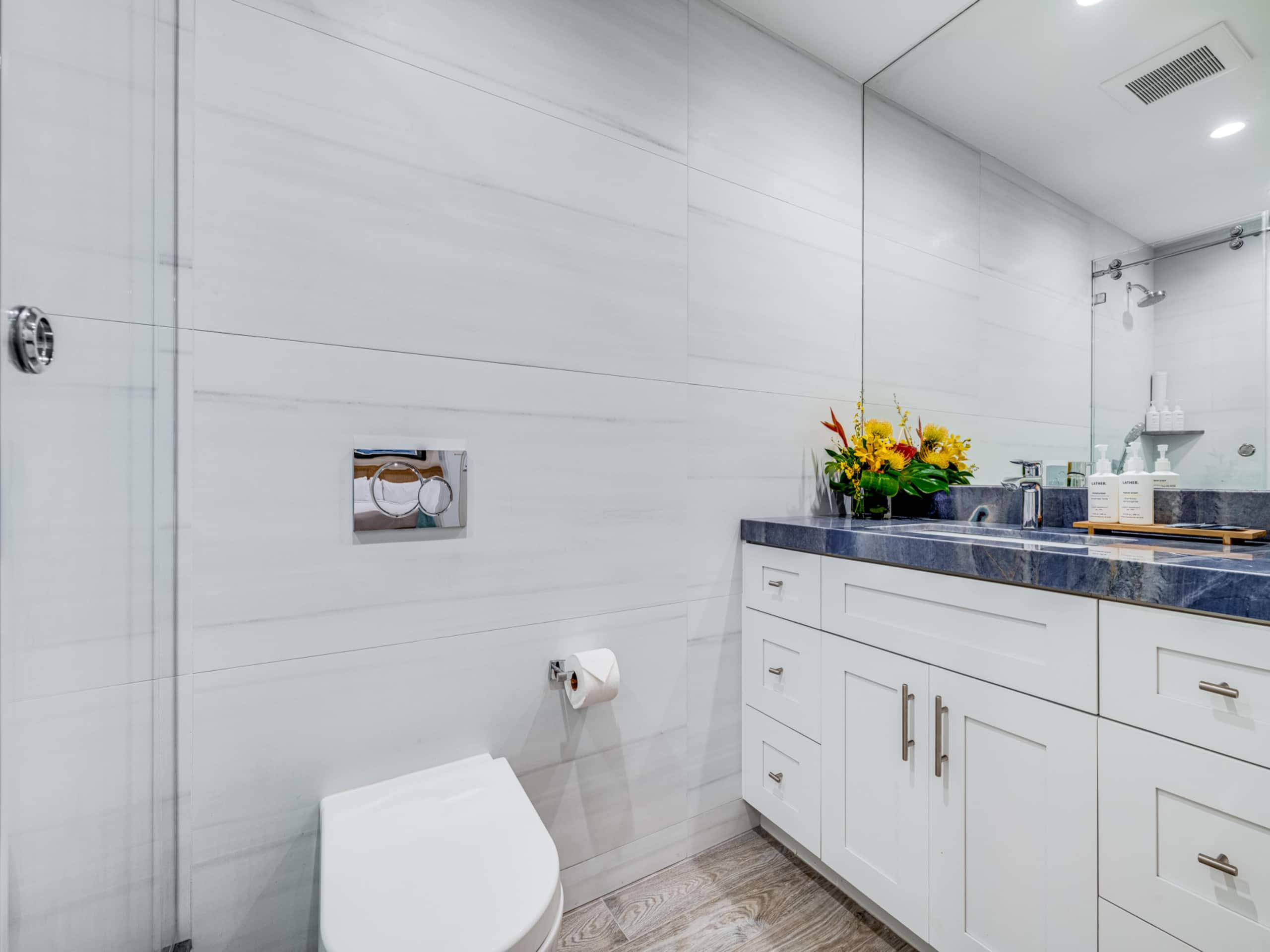 Soak Up Ocean Views & Resort Amenities | Sleeps 6 - Image 12