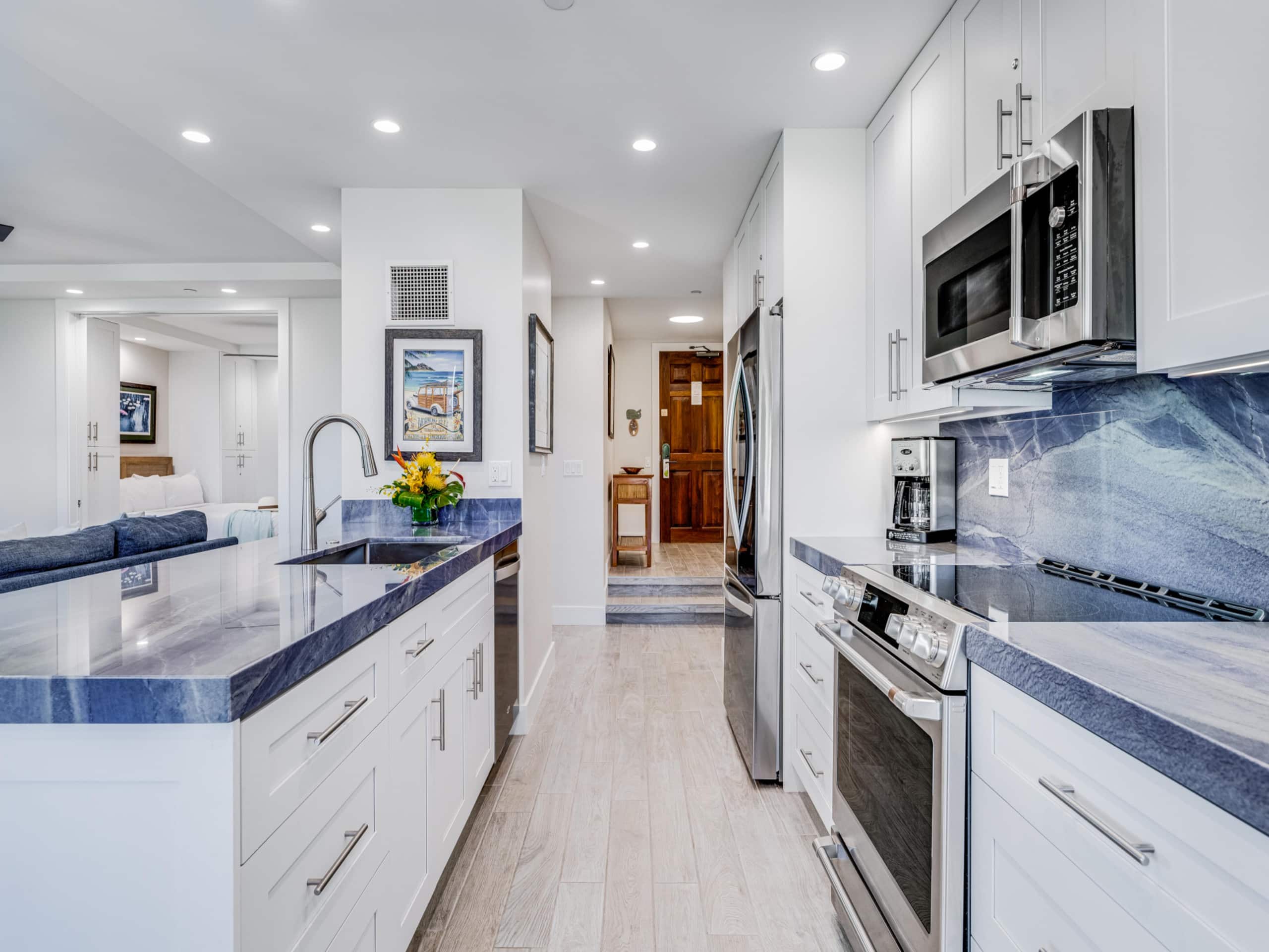 Soak Up Ocean Views & Resort Amenities | Sleeps 6 - Image 15