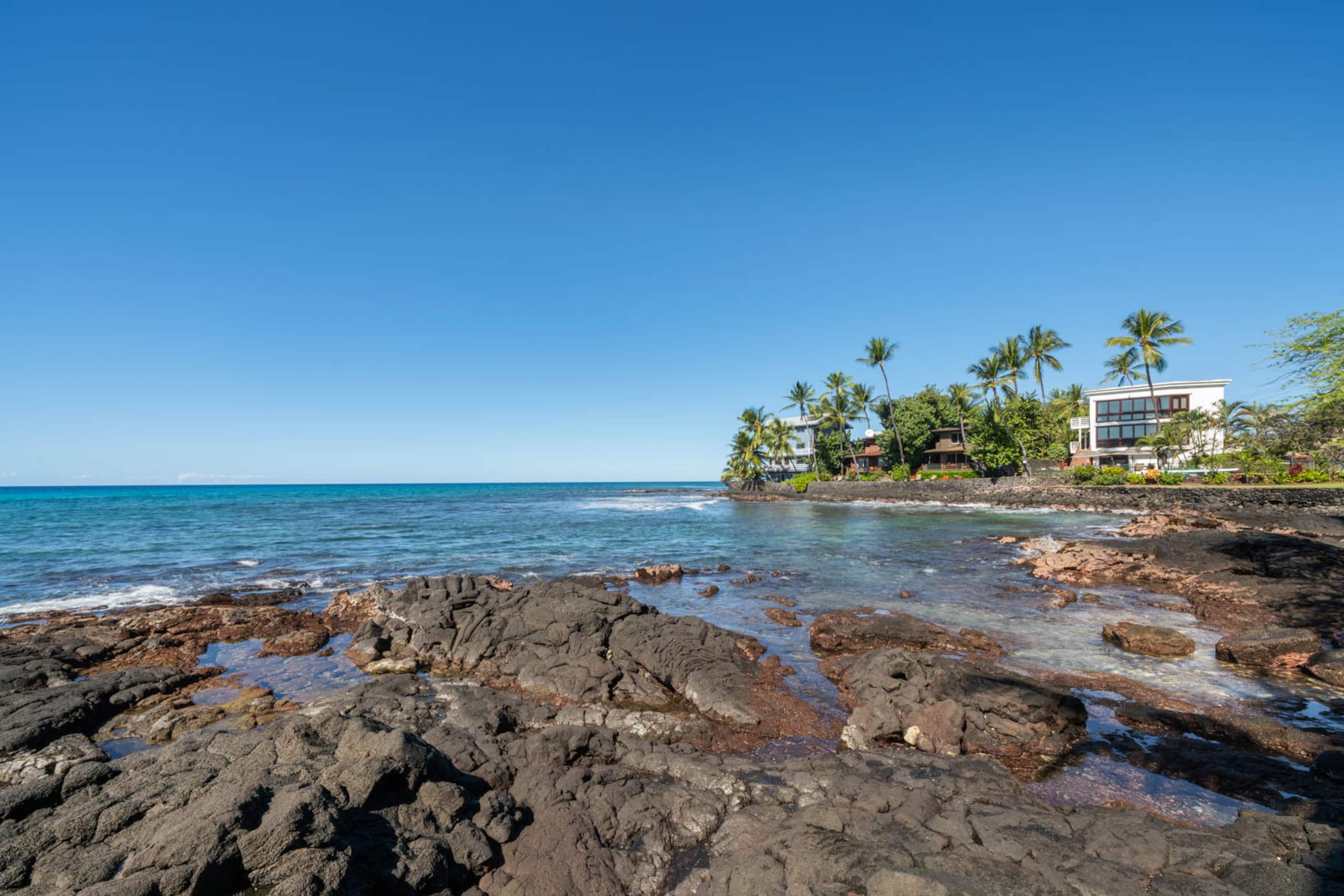 Home in Kailua-Kona · ★4.67 · 2 bedrooms · 3 beds · 2 baths - Image 5