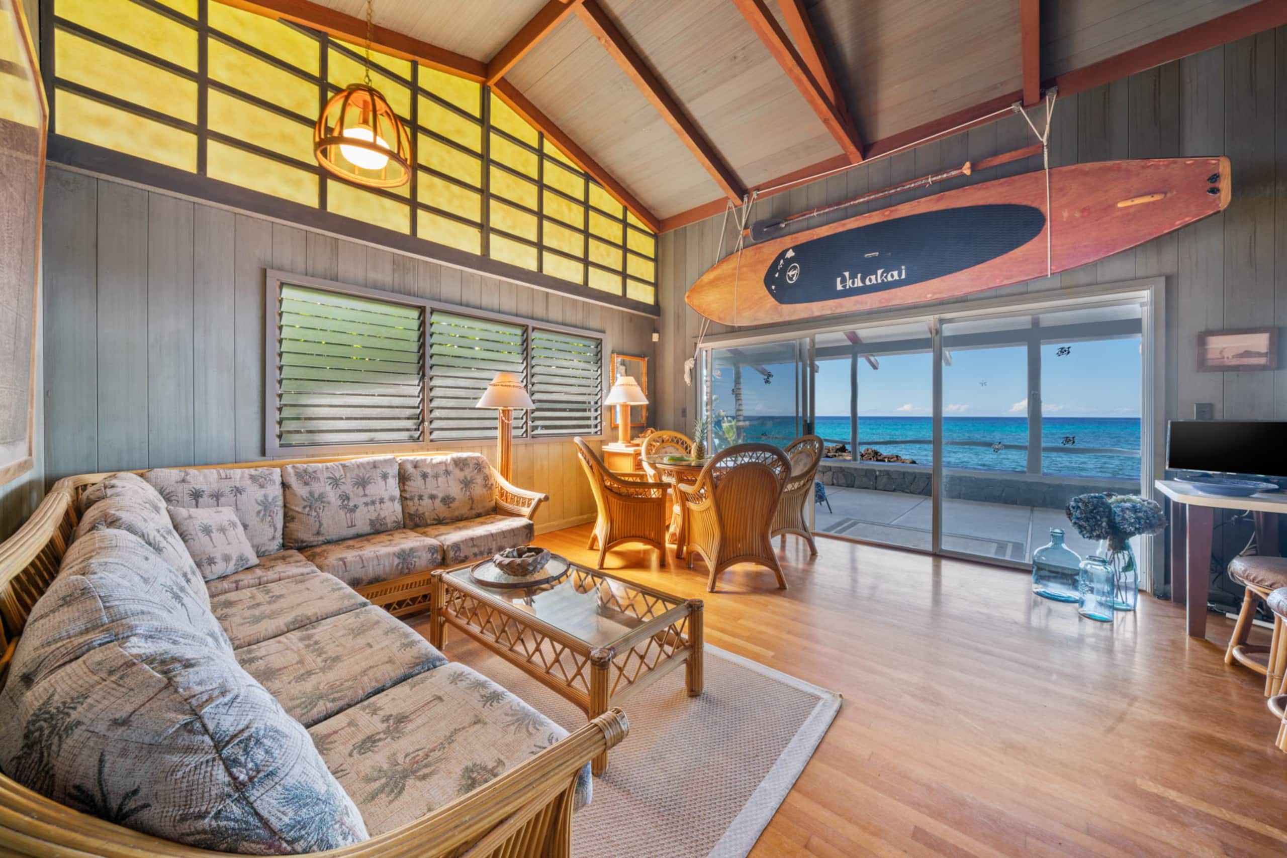Home in Kailua-Kona · ★4.67 · 2 bedrooms · 3 beds · 2 baths - Image 3