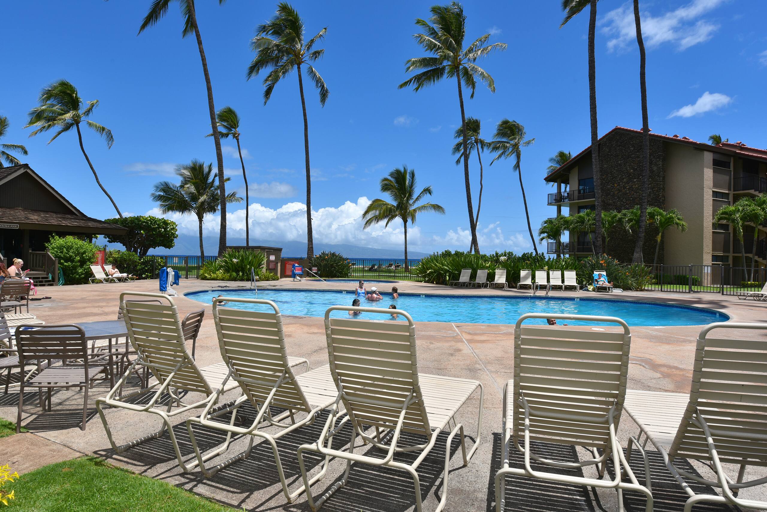 Condo in Lahaina · ★4.86 · 1 bedroom · 2 beds · 1 bath - Image 30