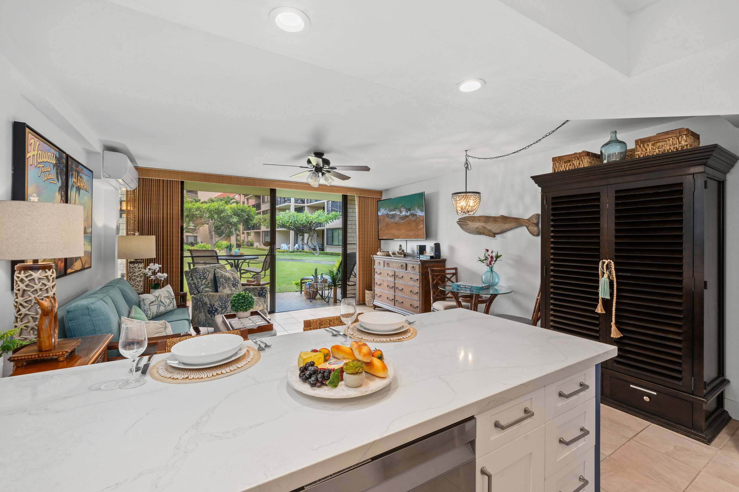 Condo in Lahaina · ★4.86 · 1 bedroom · 2 beds · 1 bath - Image 10
