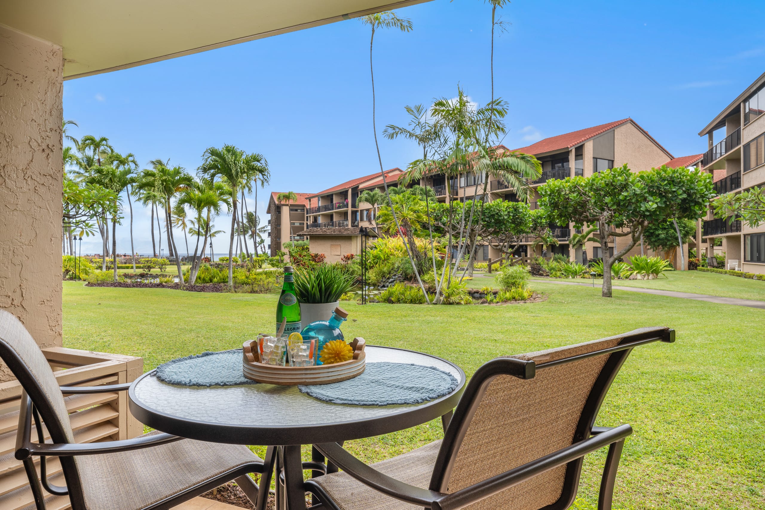 Condo in Lahaina · ★4.86 · 1 bedroom · 2 beds · 1 bath - Image 1